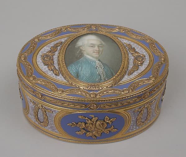 Snuffbox