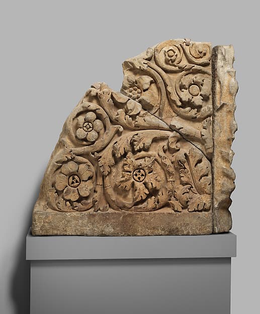 Marble acroterion with acanthus scrolls