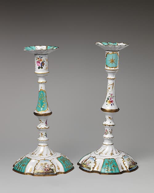 Pair of candlesticks