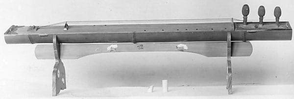 Sangenkin ( 三弦琴 )