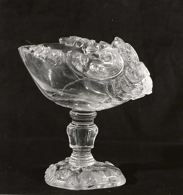 Crystal shell cup on foot